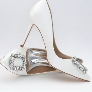 Badgley Mischa Embellished Cher Pointed Toe Evening Pump